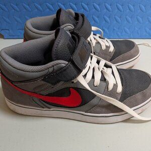 Nike Twilight Mid SE Light Gray, Dark Gray, and Red 487951-062 Men's Size 10.5